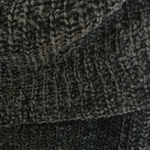 🍋 5/25 Soft Knit - Picture 2 of 2